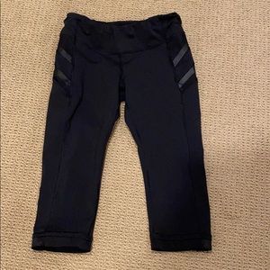 Lululemon Black Cropped Leggings - Size 10